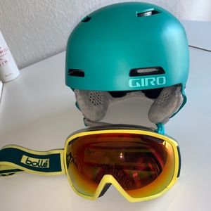 Medium Giro Ski Helmet and Bollé goggles